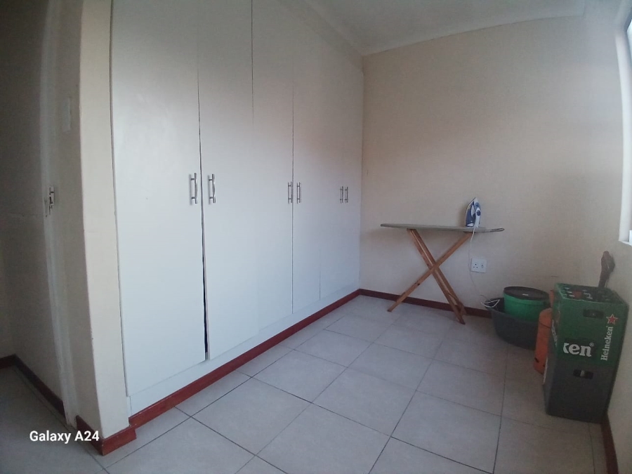 2 Bedroom Property for Sale in Graceland Eastern Cape